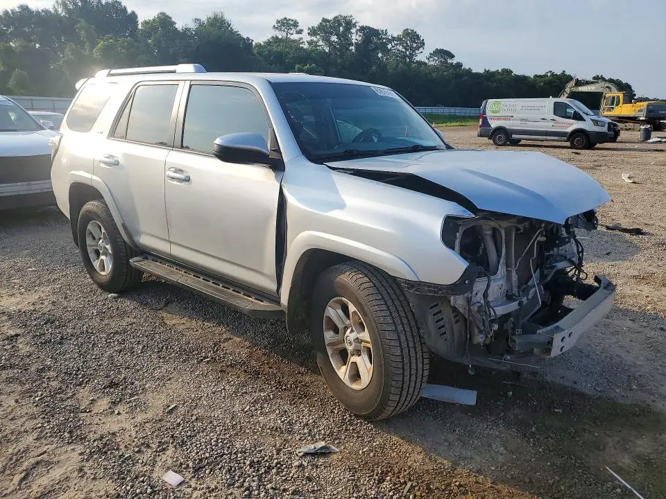 2014 TOYOTA 4RUNNER SR5  