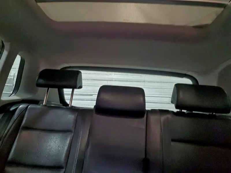 2010 VOLKSWAGEN TIGUAN SE  