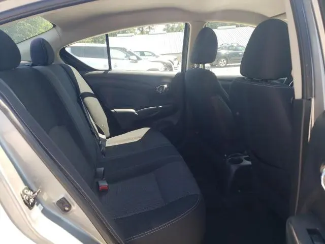 2014 NISSAN VERSA S  