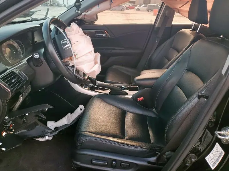 2017 HONDA ACCORD TOURING  