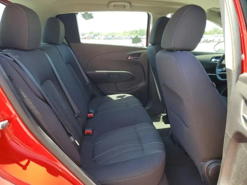 2015 CHEVROLET SONIC LT  