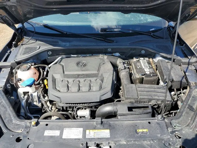 2021 VOLKSWAGEN PASSAT   