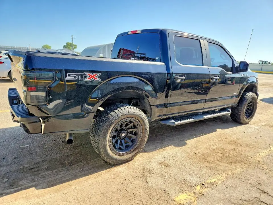 2017 FORD F150 SUPERCREW  