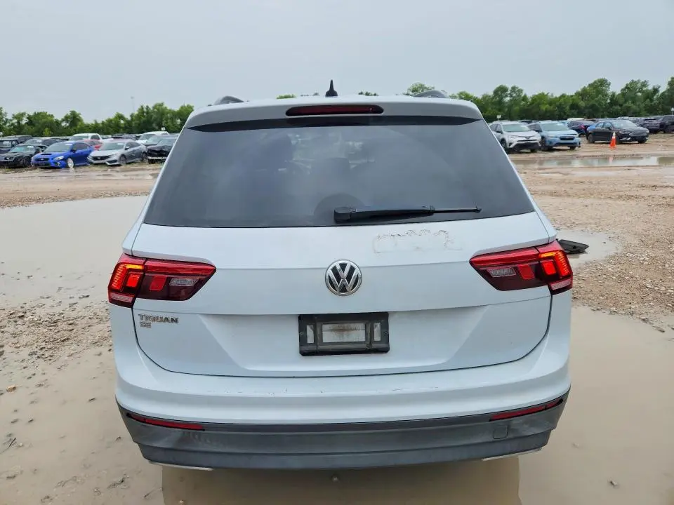 2019 VOLKSWAGEN TIGUAN SE  