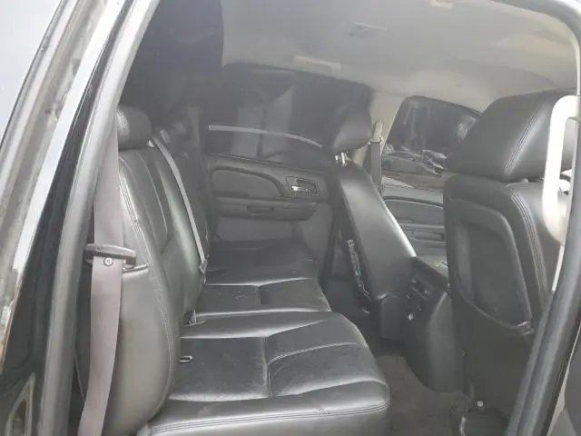 2011 CHEVROLET AVALANCHE LT  