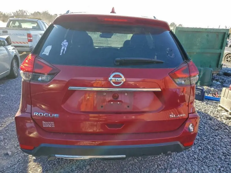 2017 NISSAN ROGUE SV  