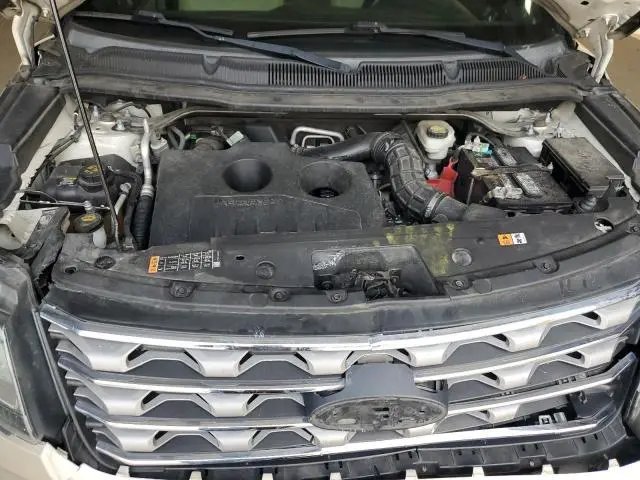 2017 FORD EXPLORER XLT  