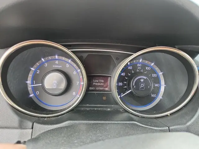 2013 HYUNDAI SONATA SE  