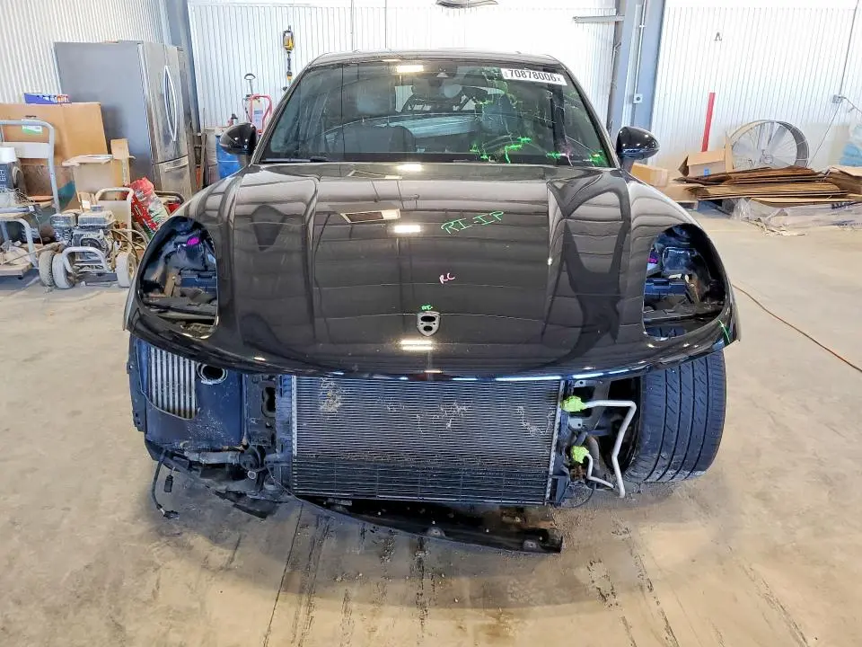 2017 PORSCHE MACAN GTS  