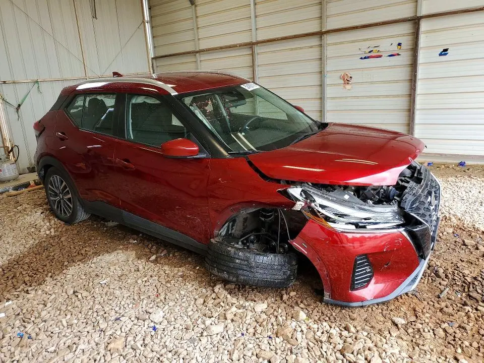 2021 NISSAN KICKS SV  