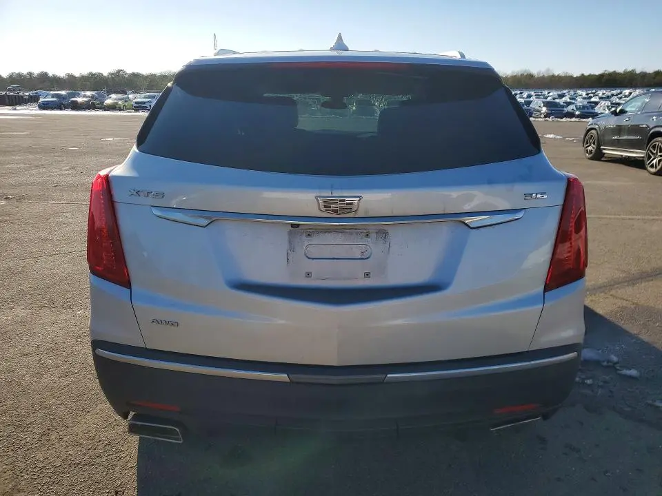 2019 CADILLAC XT5 LUXURY  