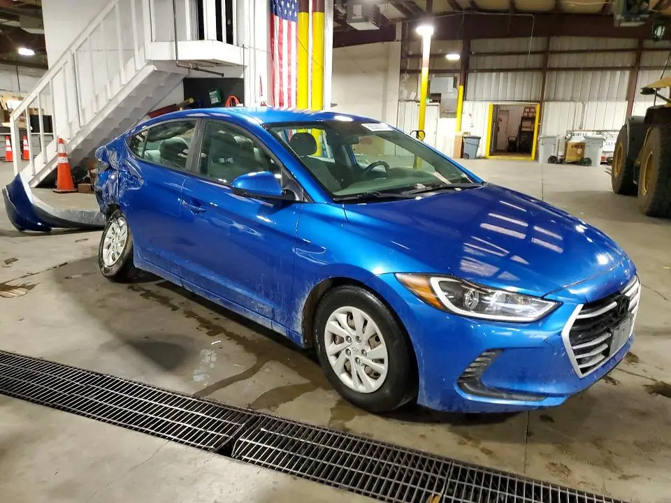 2018 HYUNDAI ELANTRA SE  