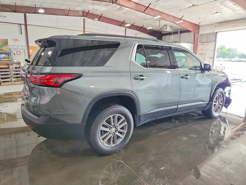 2023 CHEVROLET TRAVERSE LT  