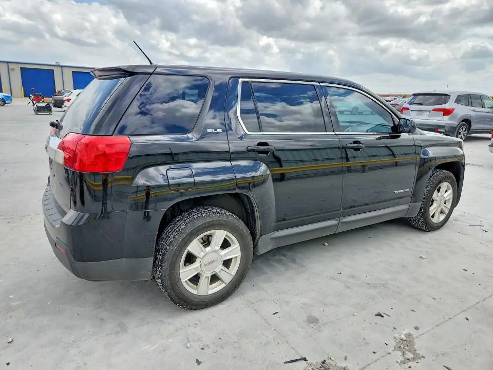 2013 GMC TERRAIN SLE  