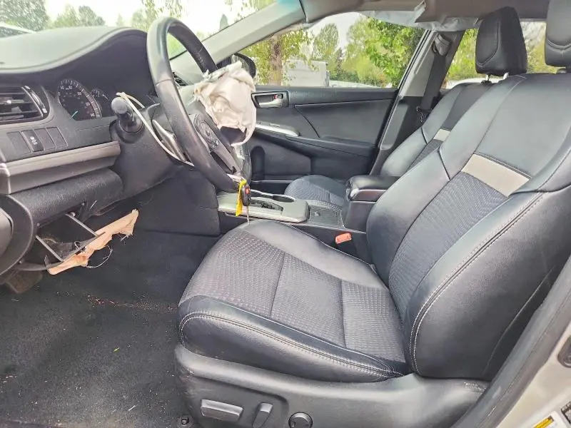 2013 TOYOTA CAMRY SE  