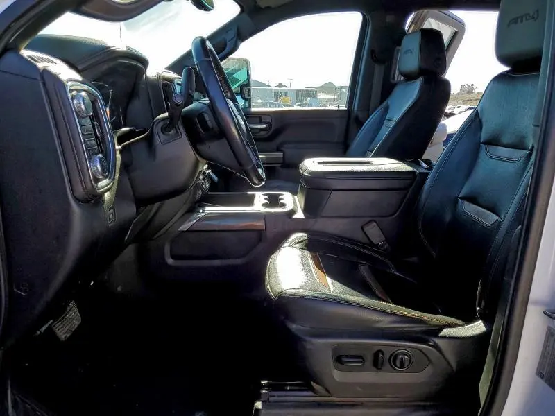 2020 GMC SIERRA K2500 AT4  