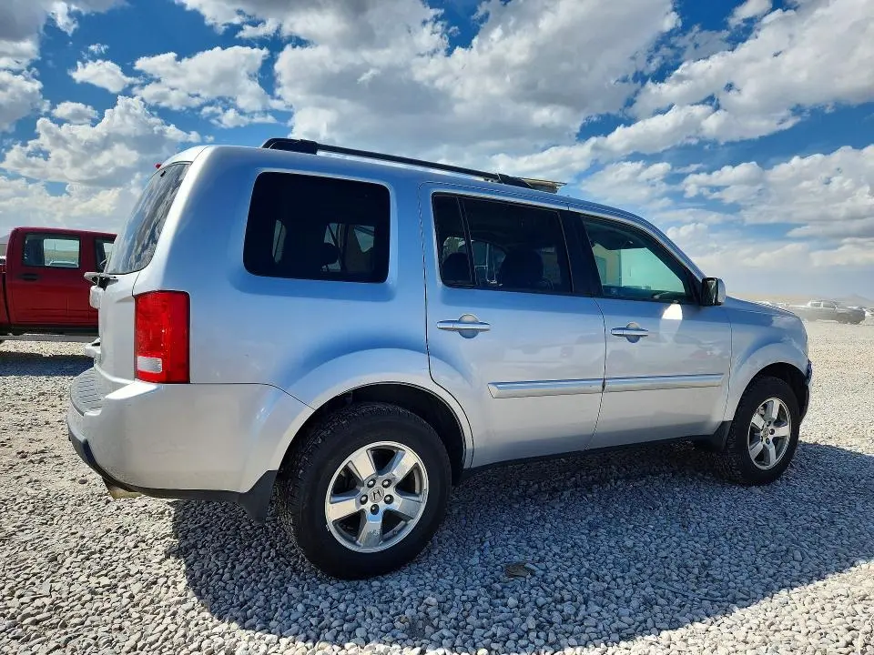 2011 HONDA PILOT EXL  