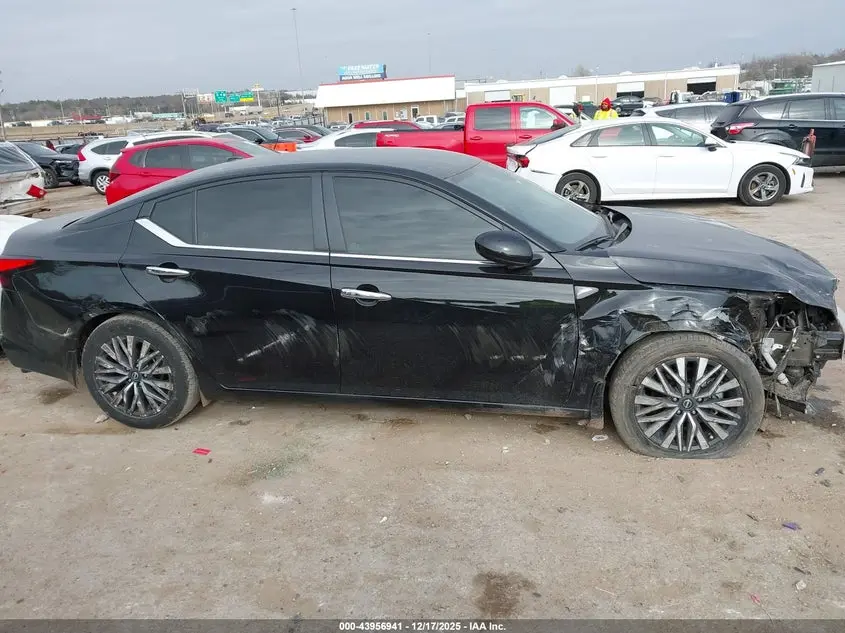 2023 NISSAN ALTIMA SV FWD