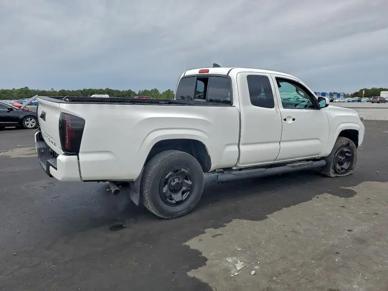 2019 TOYOTA TACOMA SR  