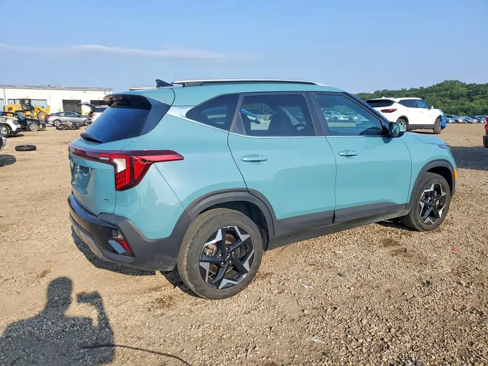 2025 KIA SELTOS EX  