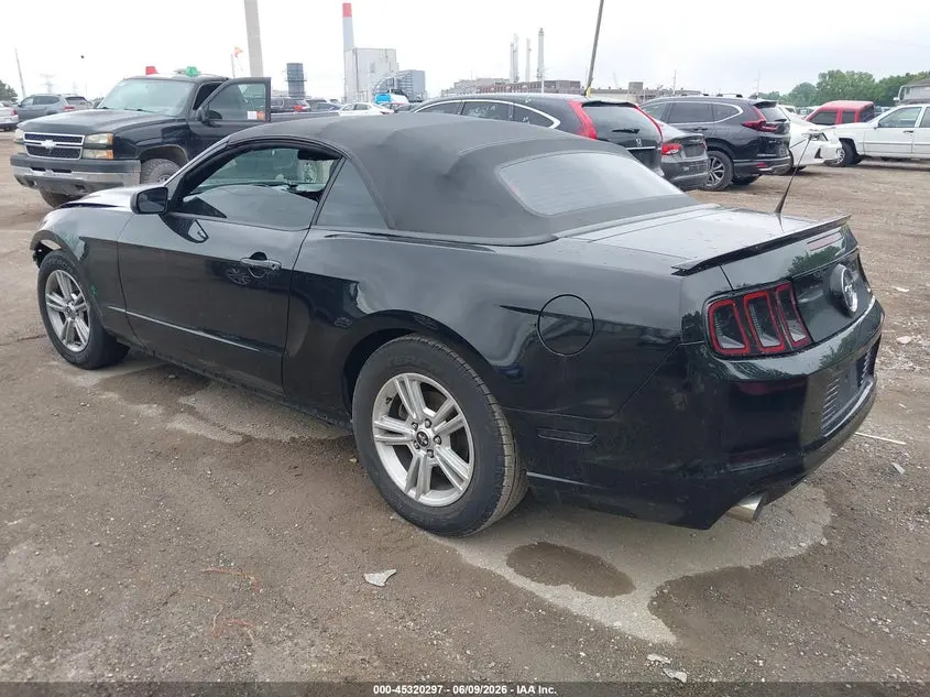 2014 FORD MUSTANG V6