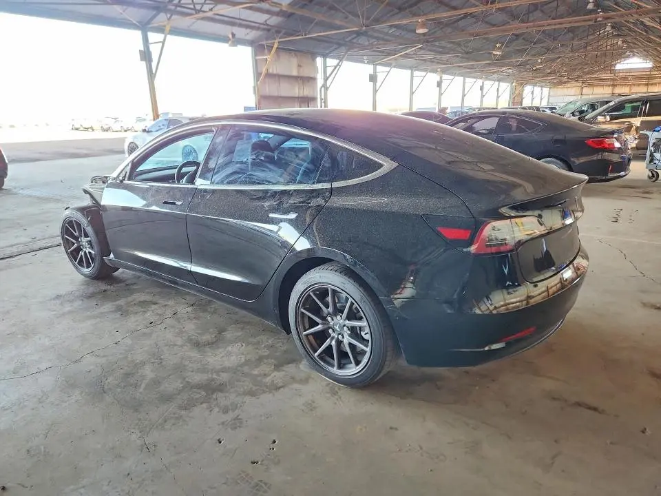 2018 TESLA MODEL 3   