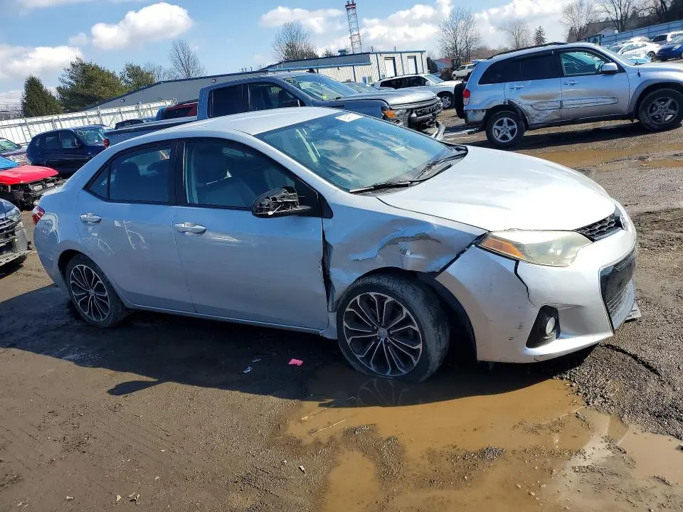 2015 TOYOTA COROLLA S PLUS  
