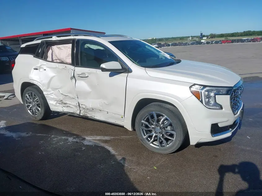 2023 GMC TERRAIN AWD DENALI