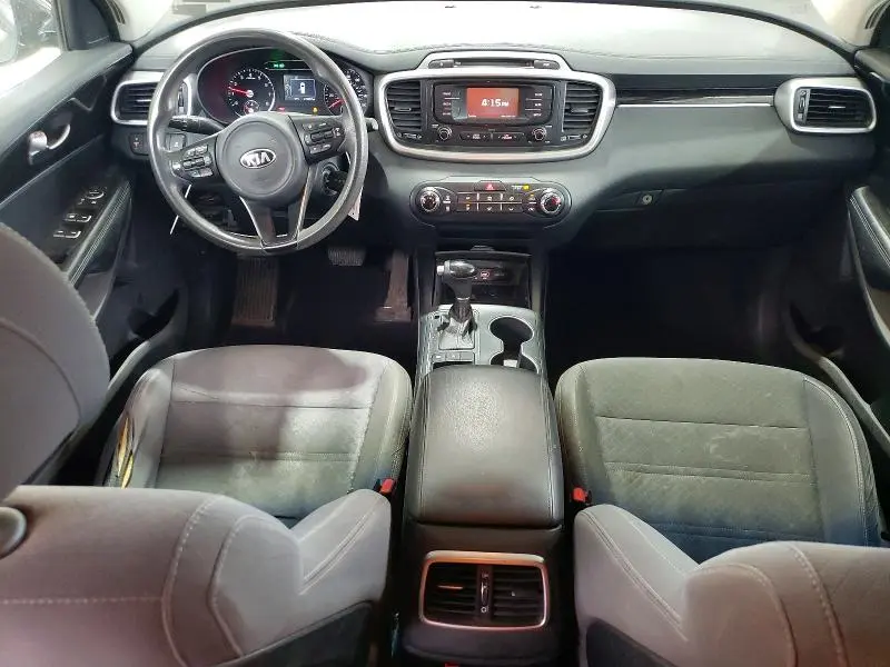 2017 KIA SORENTO LX V6  