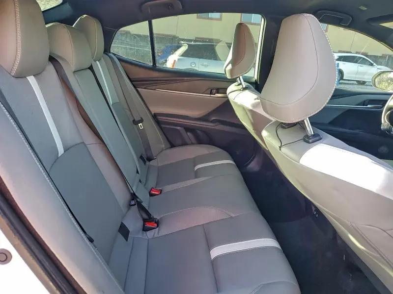 2025 TOYOTA CAMRY   