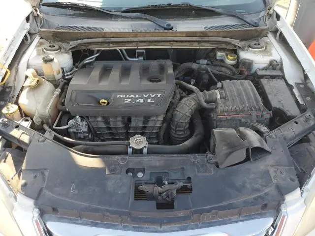 2011 CHRYSLER 200 LX  