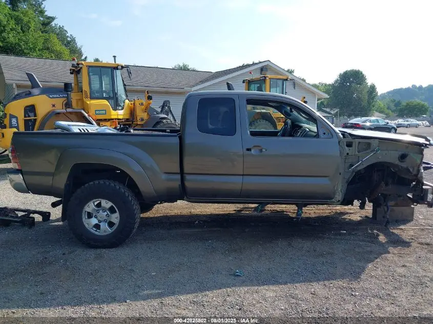 2013 TOYOTA TACOMA BASE V6