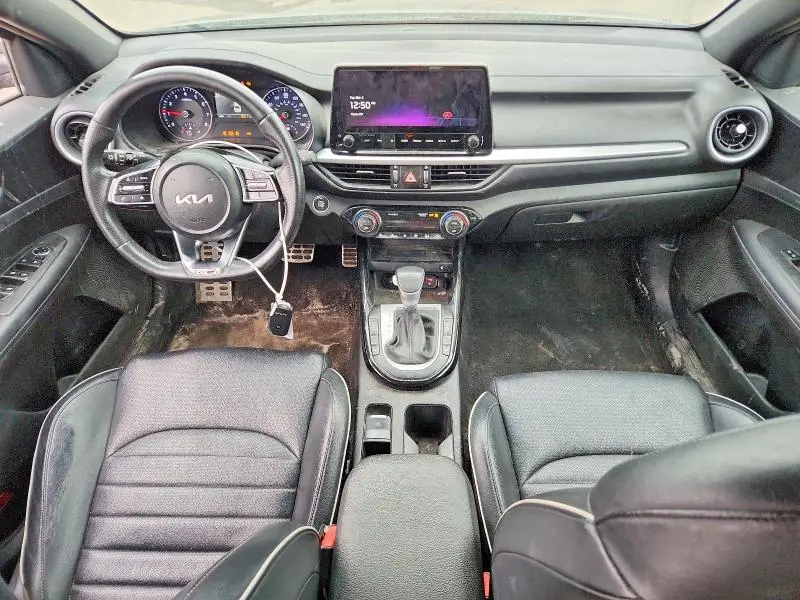 2024 KIA FORTE GT-LINE  