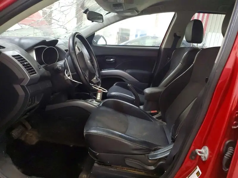 2010 MITSUBISHI OUTLANDER SE  