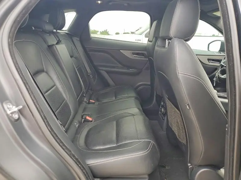 2018 JAGUAR F-PACE S  