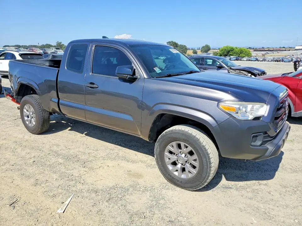 2017 TOYOTA TACOMA SR  