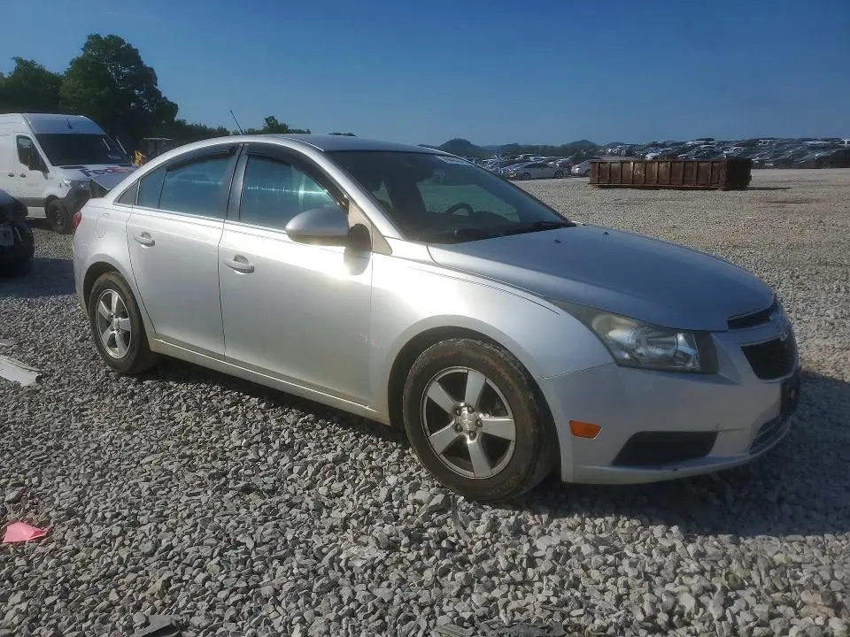 2013 CHEVROLET CRUZE LT  