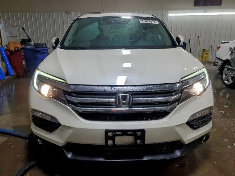 2017 HONDA PILOT EXL  