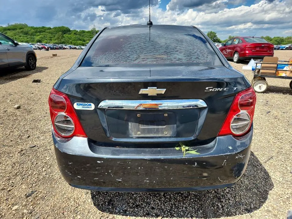 2015 CHEVROLET SONIC LT  