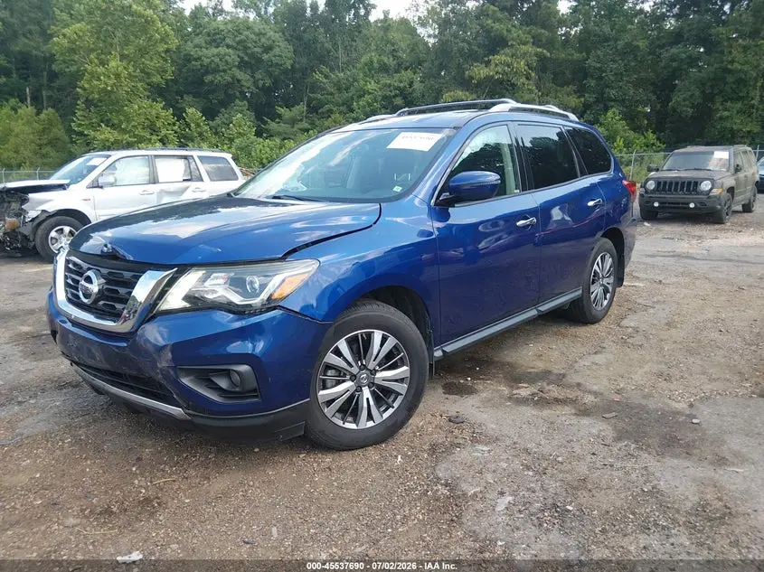 2018 NISSAN PATHFINDER SV