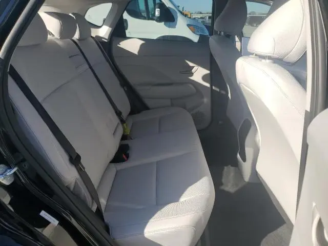 2025 HYUNDAI KONA SE  