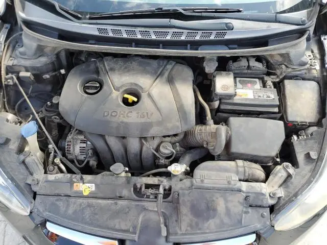 2014 HYUNDAI ELANTRA SE  