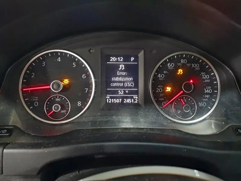 2016 VOLKSWAGEN TIGUAN S  