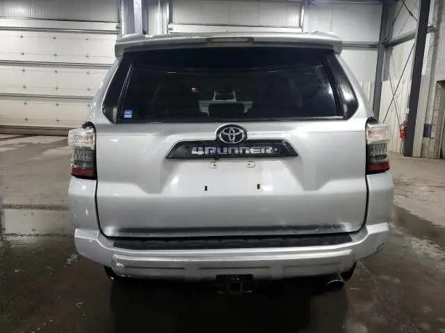 2014 TOYOTA 4RUNNER SR5  