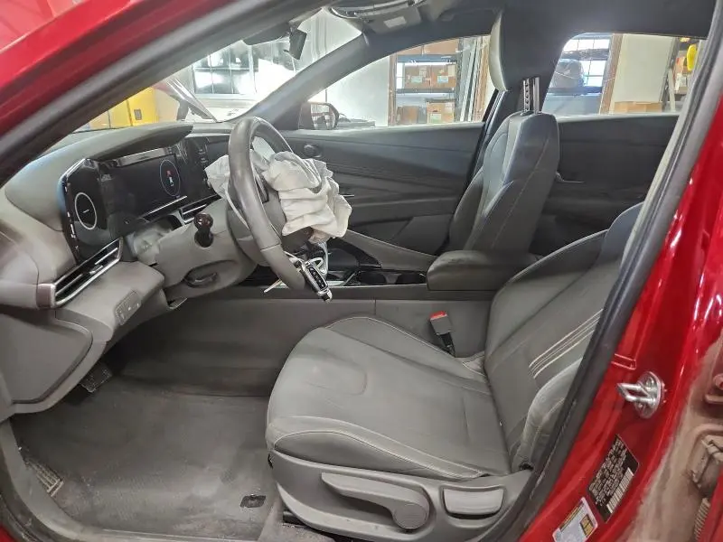 2021 HYUNDAI ELANTRA SEL  