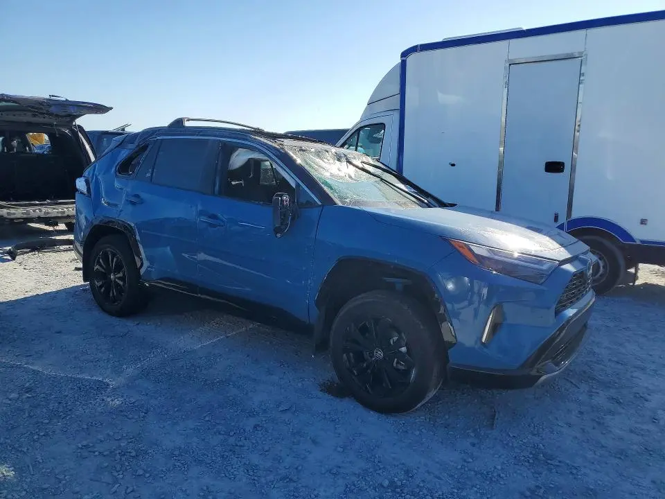 2024 TOYOTA RAV4 XSE  