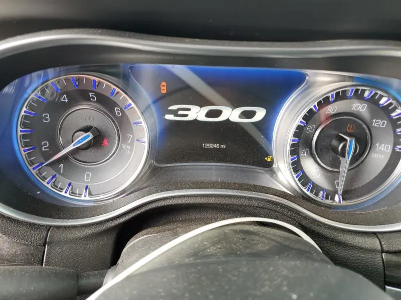 2016 CHRYSLER 300 LIMITED  