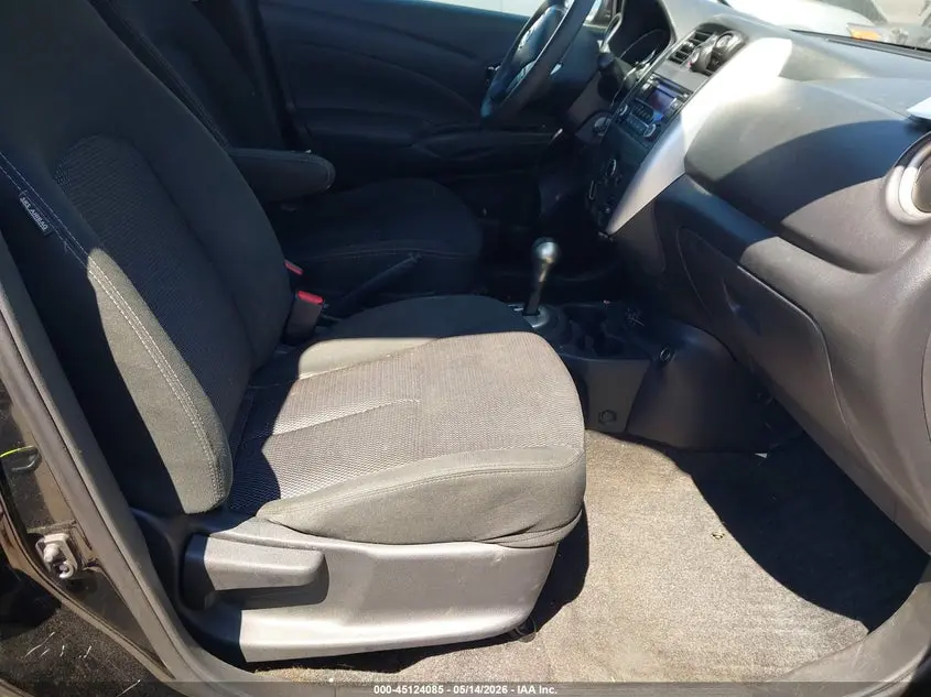 2017 NISSAN VERSA 1.6 SV