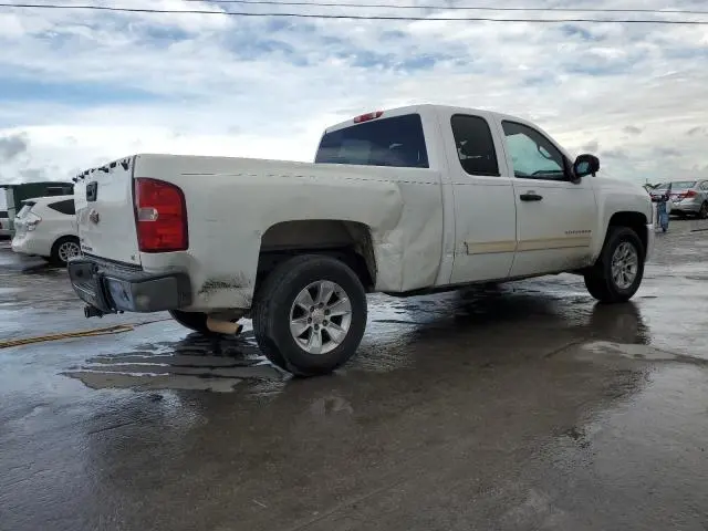 2011 CHEVROLET SILVERADO C1500 LT  