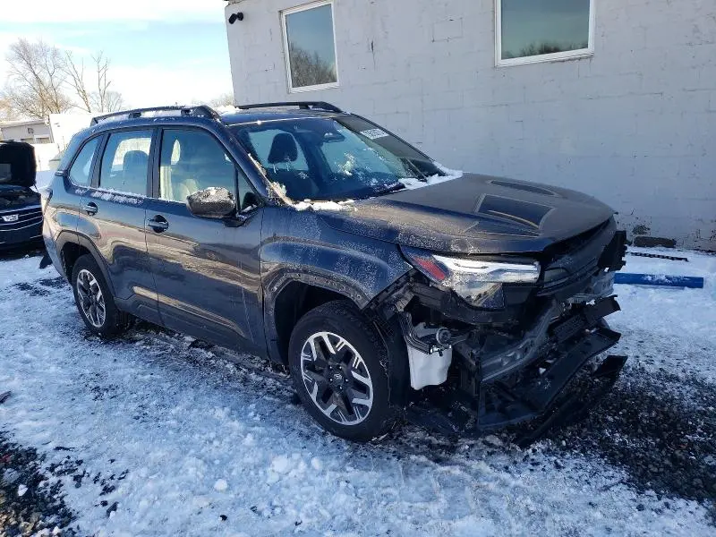 2025 SUBARU FORESTER   